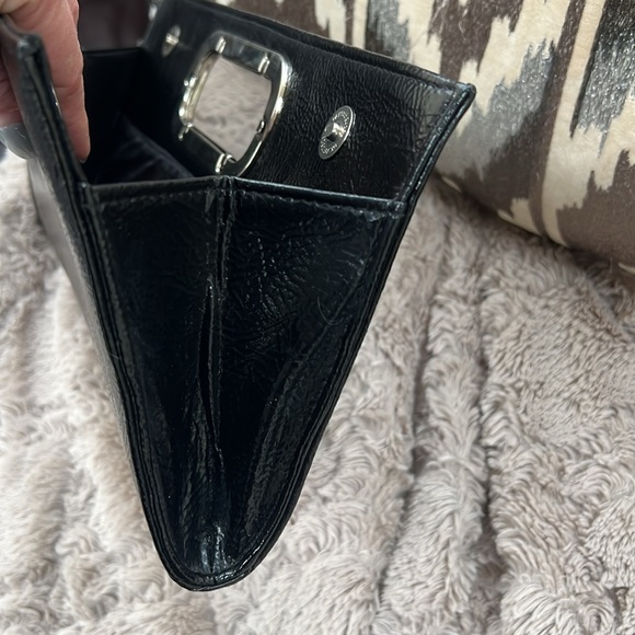 Classy BKACK CLUTCH with SILVER Handle - Picture 12 of 14
